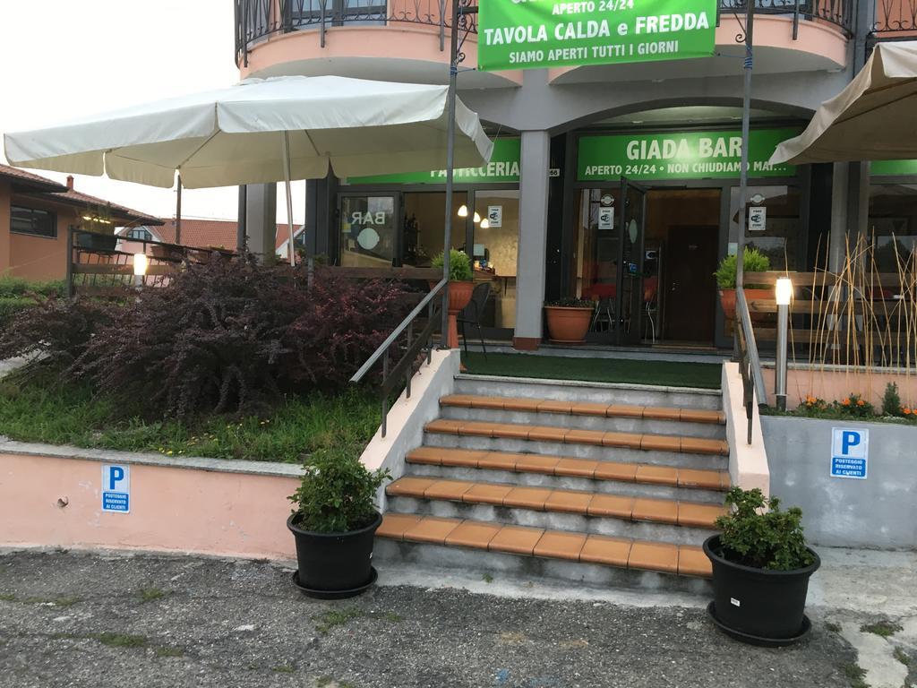 Hotel Lago Maggiore Castelletto sopra Ticino Buitenkant foto